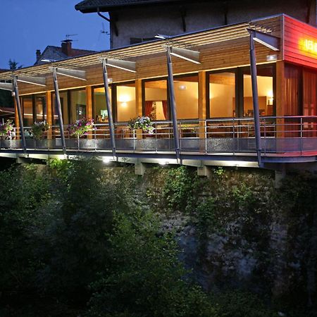 Logis Hotel Restaurant Auberge Les Rives De L'Arzon Vorey Exterior photo