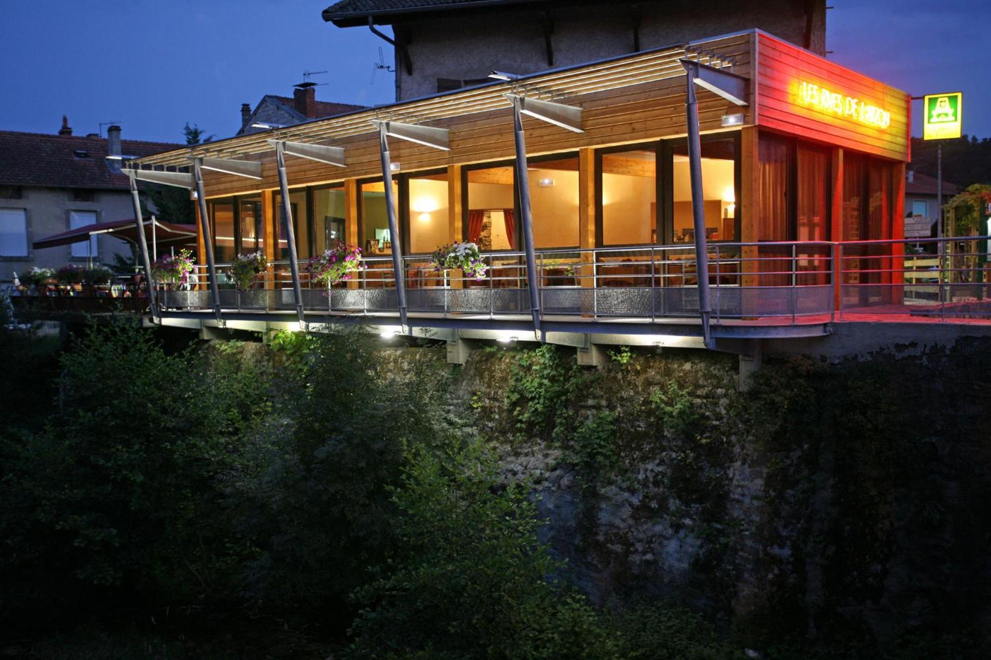 Logis Hotel Restaurant Auberge Les Rives De L'Arzon Vorey Exterior photo